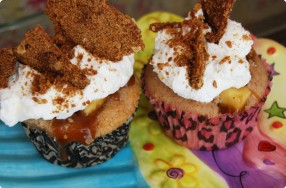 Apple Crisp Cupcakes