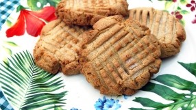 Classic Peanut Butter Cookies