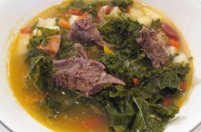 Kale Soup (Caldo Couves)